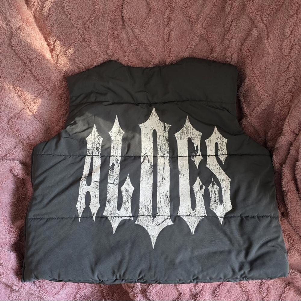 That’s An Awful Lot of Cough Syrup Military-Style Puffer - Picture 4 of 9